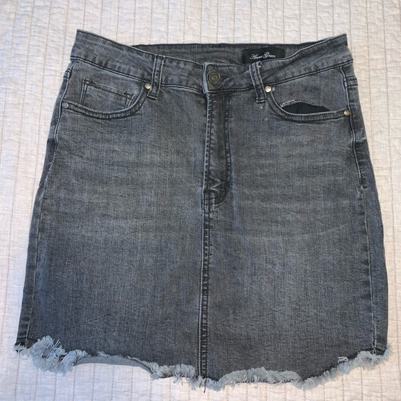 Forever 21 Dresses & Skirts - ❗️SOLD❗️Forever 21 Denim Skirt
